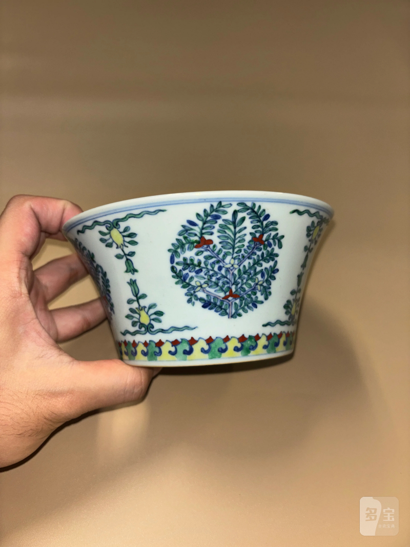 清嘉庆 斗彩花卉纹马蹄碗 - 图5